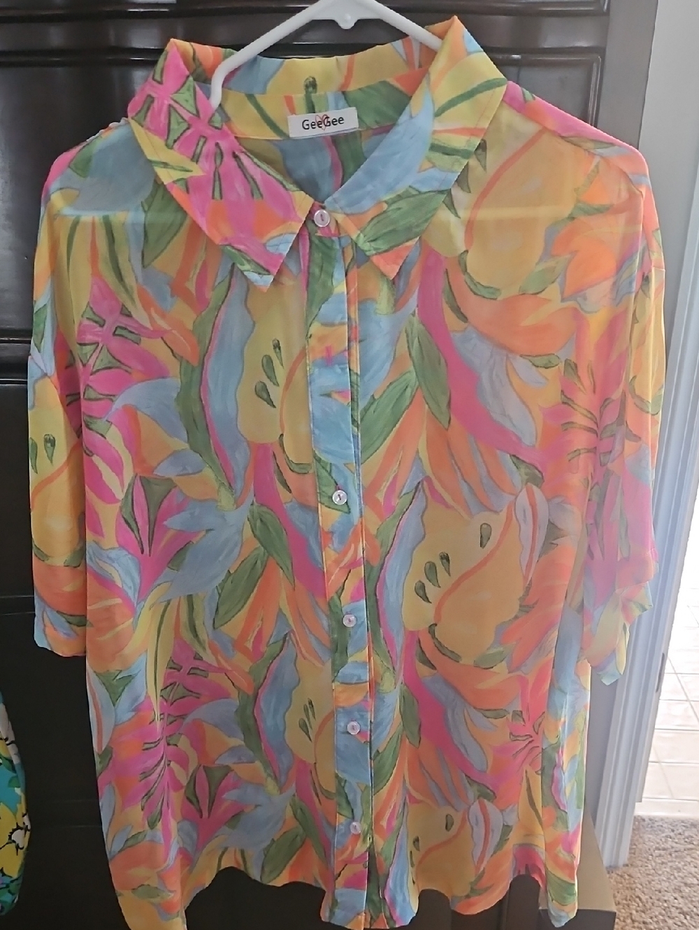 GeeGee Colorful Tropical Button-Up Blouse - Multicolor